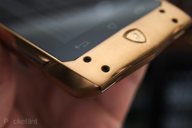 Siêu smartphone Lamborghini giá gần 100 triệu đồng