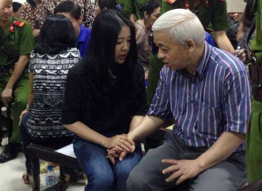 Bầu Kiên dặn vợ không được chạy án