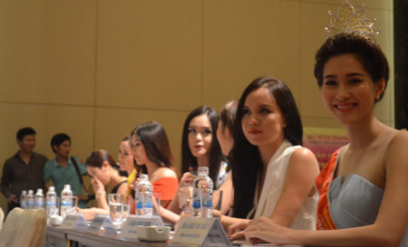 Chưa thể tước vương miện hoa hậu: Lỗ hổng cần phải bịt
