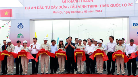 Thông xe cầu vượt sông dài nhất Việt Nam