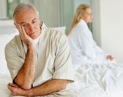 Ly hôn sau 40 năm chung sống, nên chăng?
