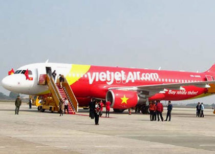 Hành khách dọa có bom trên máy bay VietjetAir