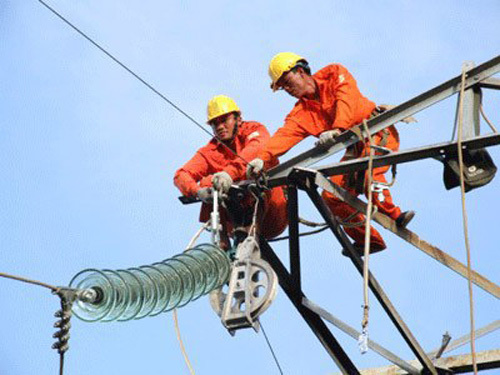 Đối mặt nguy cơ mất điện diện rộng