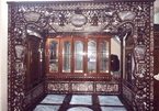 Giường ‘công chúa’, gối gỗ sưa của đại gia Kinh Bắc