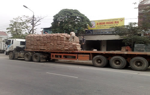 Vận chuyển xi măng, VICEM chọn nhầm giá đắt?