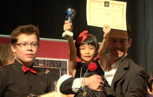 Việt Nam thắng hai giải Piano quốc tế