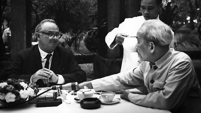 Chuyện nhà báo phương Tây 