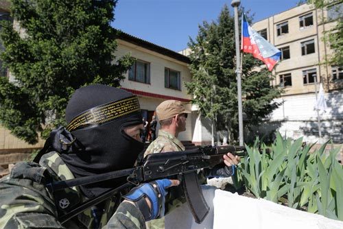 Phe li khai không ngừng bắn, Ukraina trong tình trạng chiến tranh