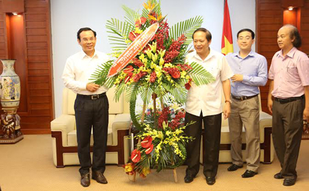 'Cám ơn báo chí đã gắn kết, đồng hành cùng Chính phủ'