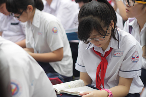 Gần 70.000 học sinh TP.HCM thi vào lớp 10