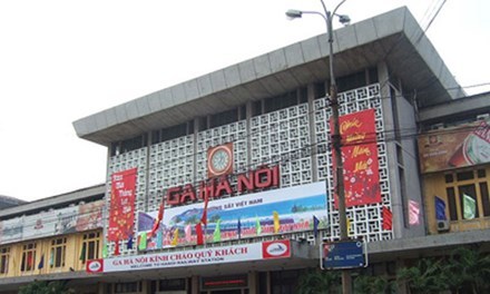 Nhân viên nhà tàu mất việc vì nhắn tin cho Bộ trưởng Thăng