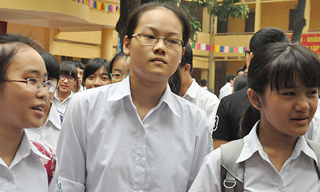 Đưa chiến tranh vào đề thi cho học trò 15 tuổi