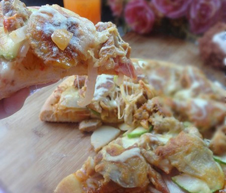 Trổ tài làm pizza gà thơm ngon khó cưỡng
