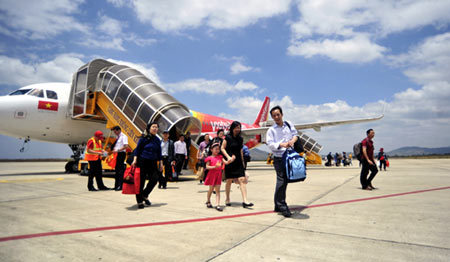 VietjetAir xin lỗi khách vì sự cố đáp nhầm sân bay