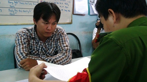 Ẩn mình trong khách sạn để cá độ bóng đá