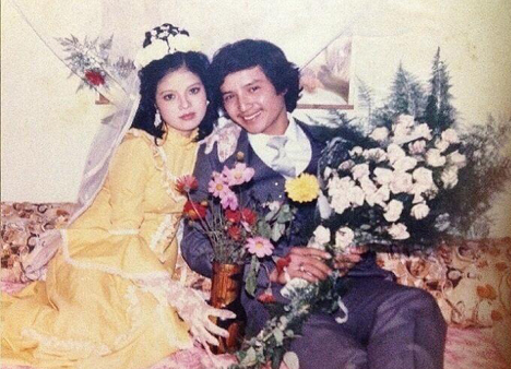 'Táo giao thông' làm thơ tình nịnh vợ