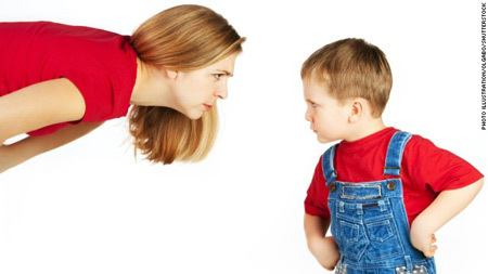 7 hành xử méo mó của cha mẹ ngăn trẻ trở thành nhà lãnh đạo