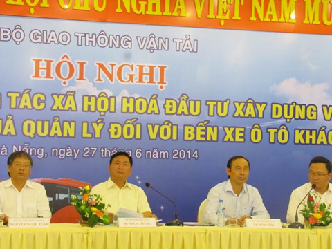 Bến xe xã hội hóa: 