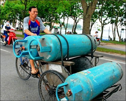 Những “quả bom” di động trên đường phố