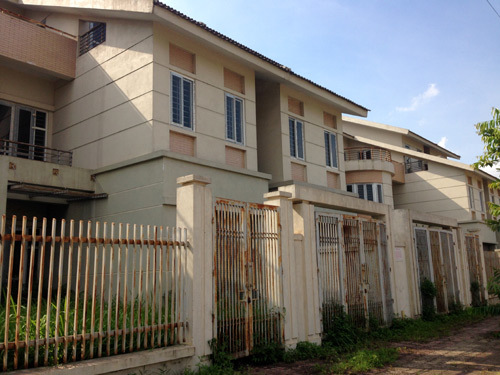 Ế ẩm vẫn rao bán đất chia lô 270 triệu đồng/m2