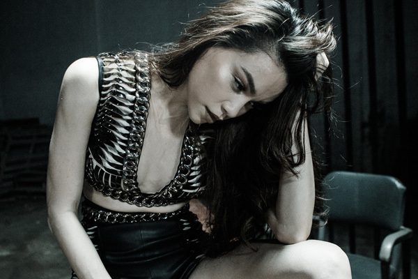Hồ Ngọc Hà lên tiếng sau nghi án bỏ chồng