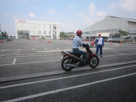 Đào tạo lái xe an toàn cho doanh nghiệp, tổ chức