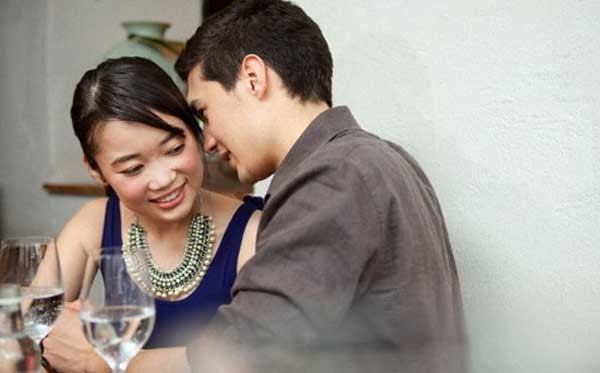 Gái xấu vồ vập lấy chồng