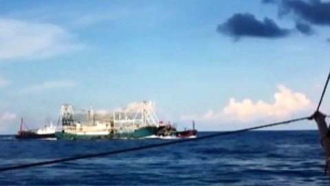 TQ dùng mọi thủ đoạn bảo vệ giàn khoan trái phép