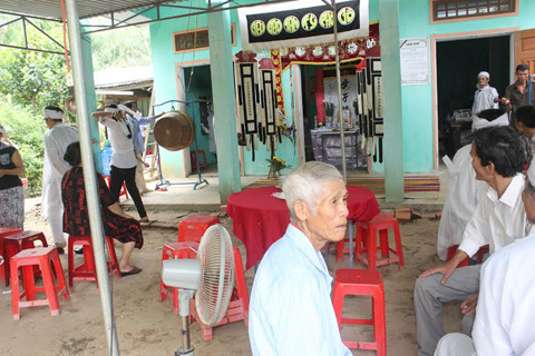 Đau lòng thảm án kinh hoàng, nghịch tử giết bà và mẹ