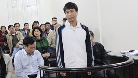 Phó tổng Vinalines được hủy án