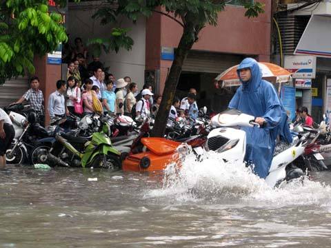 Hôm nay, Hà Nội tiếp tục mưa vừa, có nơi mưa to