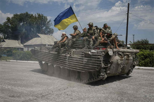 Nga - Ukraina lại khẩu chiến căng thẳng