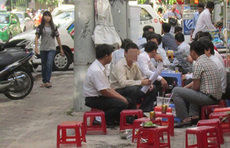 Người Việt làm ít, kêu ca nhiều!