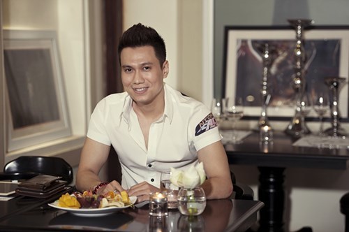 Diễn viên Việt Anh: 