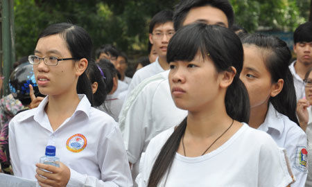 1 kỳ thi quốc gia: 