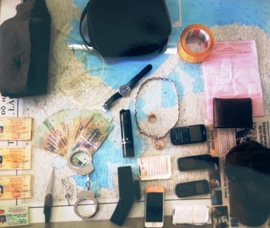 Giả công an, lừa tình cô gái rồi trói và cướp