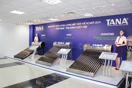 Ra mắt máy nước nóng năng lượng mặt trời thế hệ mới