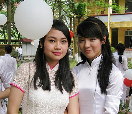 Thủ khoa xinh xắn Trường ĐH Kinh tế quốc dân