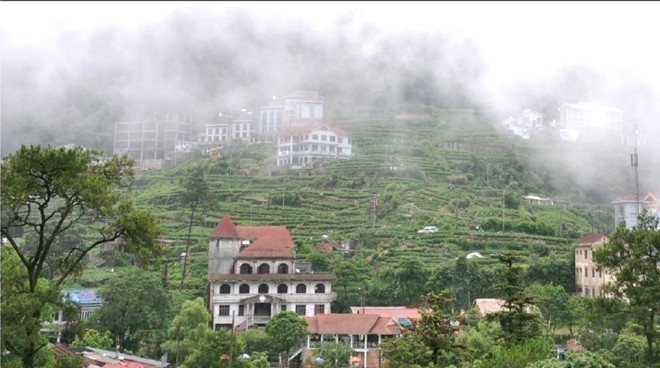 Ngắm Tam Đảo mù sương