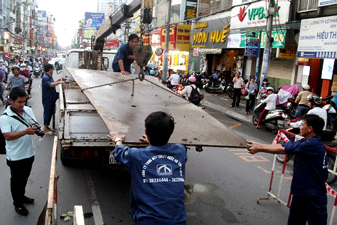 Lương sếp 300 triệu, DN nhà nước thua lỗ, nợ nần