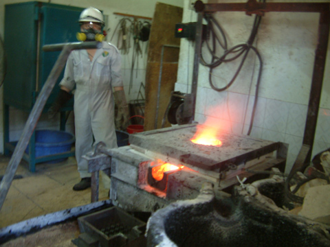 Đào bán hàng tấn vàng, chây ì 300 tỷ tiền thuế