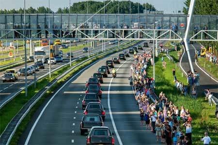 Cha nạn nhân MH17 qua đời vì quá đau buồn