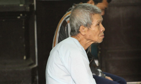 'Yêu râu xanh' 70 tuổi cưỡng hiếp trẻ em rồi ghi nhật ký