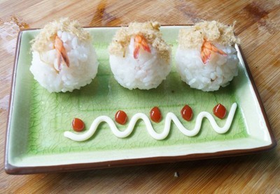 Cơm nắm tôm ruốc - món ngon cho bé