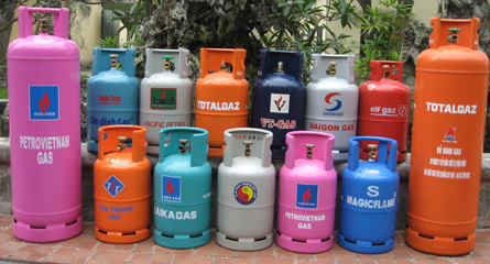 Từ 1/8, giá gas giảm 12.000 đồng/bình 12kg
