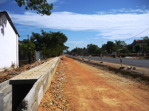 Lãnh đạo tỉnh bị phê bình vì thiếu quyết liệt GPMB QL1