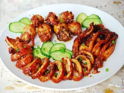 Mực xào tỏi - món ngon cho ngày ẩm ương