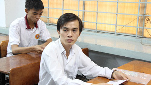 Điểm chuẩn ĐH Kinh tế và Ngoại ngữ tin học TP.HCM