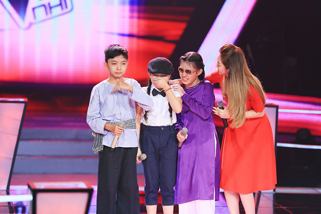Nước mắt ngập gameshow truyền hình