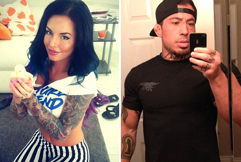 Sao khiêu dâm bị bạn trai đánh bầm dập, khỏa thân chạy trốn